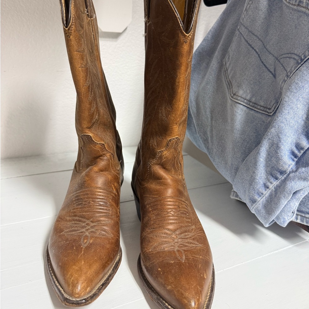 Justin boots size 6